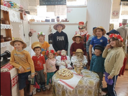 Дети из ГУО «Лепельский районный социально-педагогический центр» посетили Центр ремесел